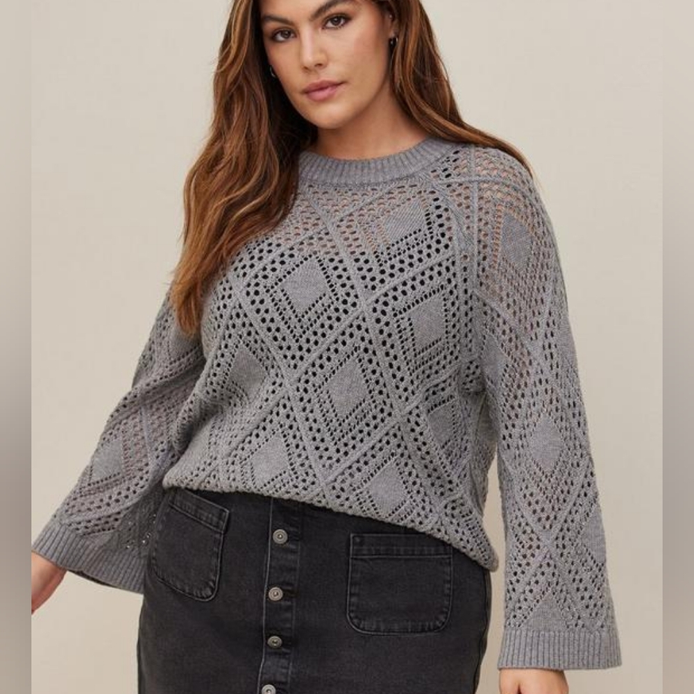 Torrid Pointelle Pullover Crew Sweater.  NWOT size 2